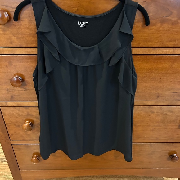 Loft Black Ruffled Tank, size L - Picture 1 of 1